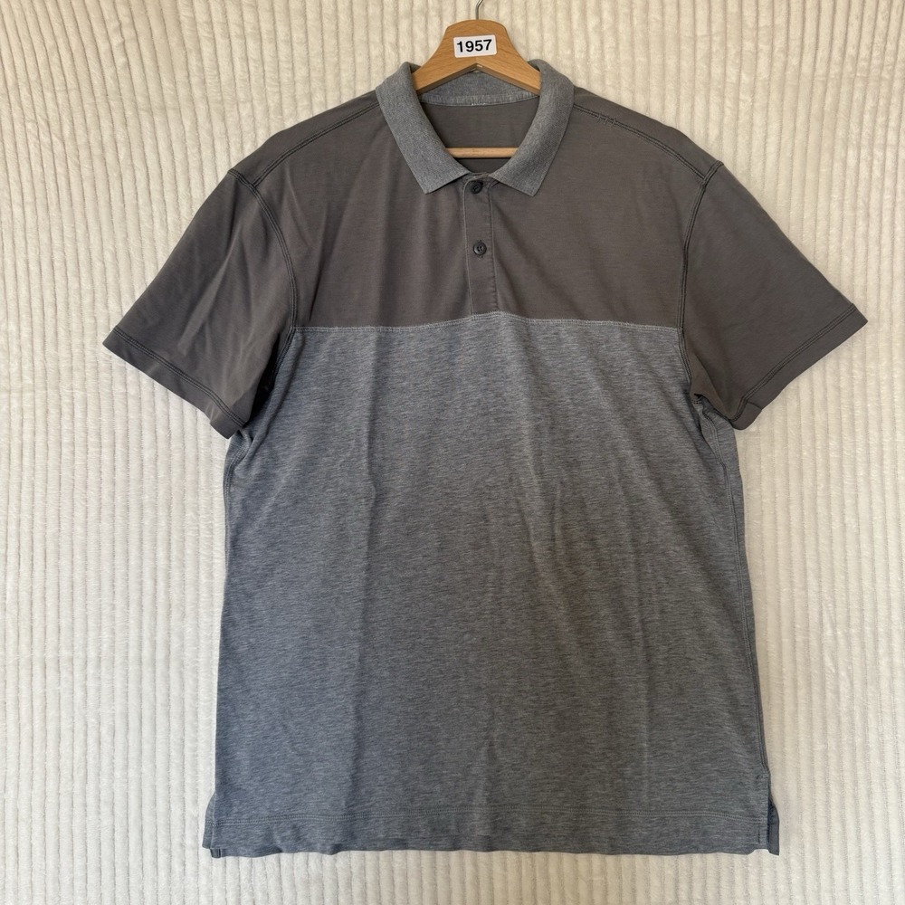 Lululemon Men's Two Tone Gray Short Sleeve Polo Shirt Size Medium Athleisure